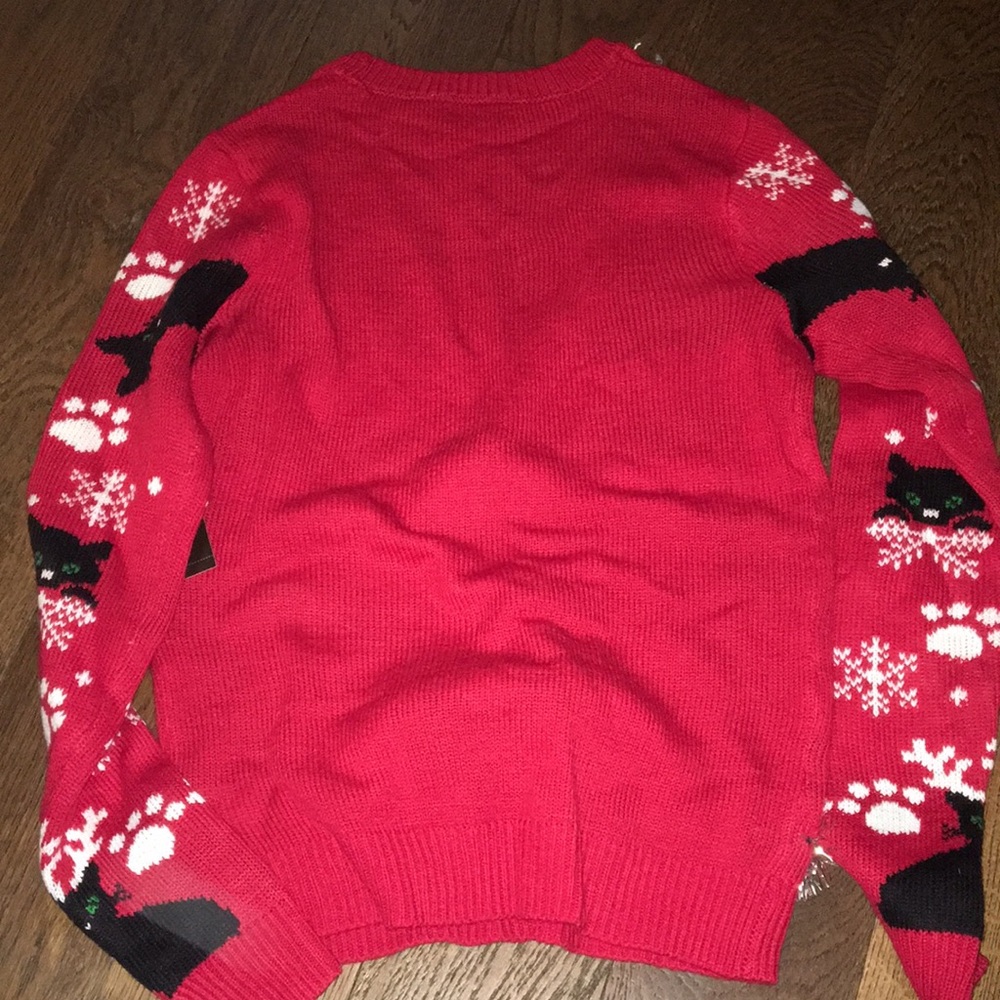 Red Cat-Themed Sweater - Picture 5 of 5